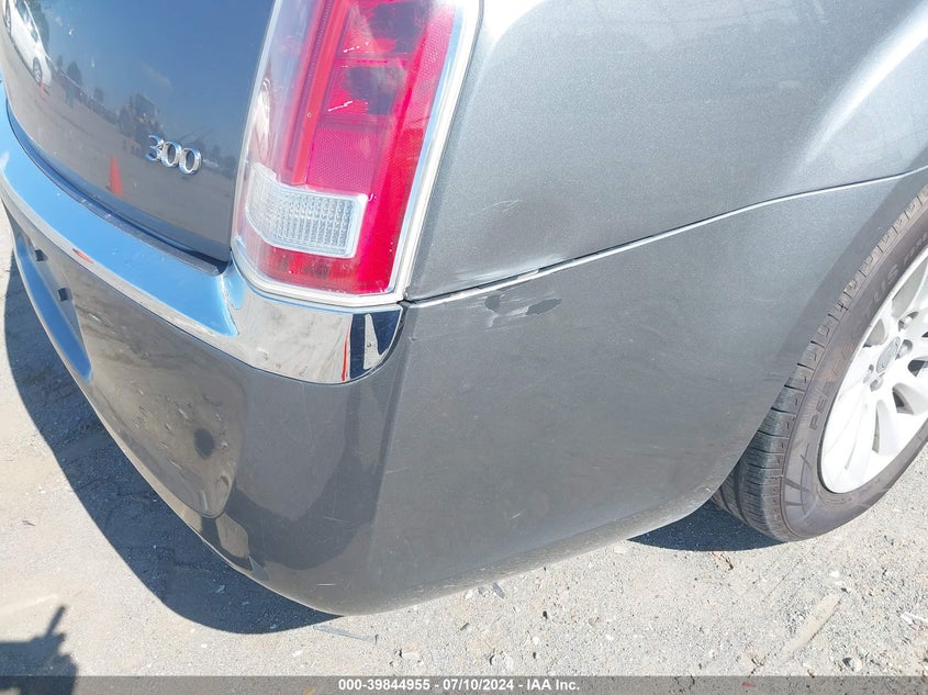 2012 Chrysler 300 VIN: 2C3CCAAG2CH143297 Lot: 39844955
