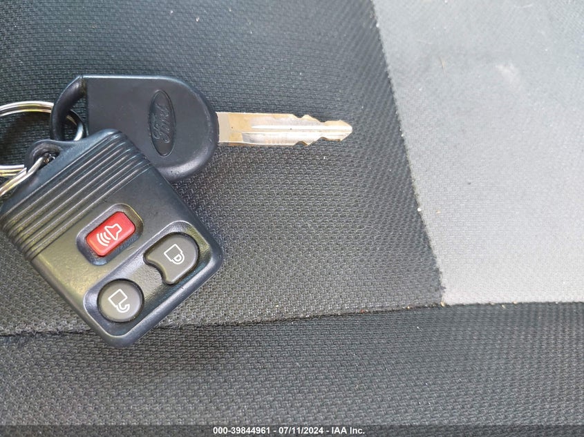 2011 Ford Ranger Xlt VIN: 1FTLR4FEXBPB21559 Lot: 39844961