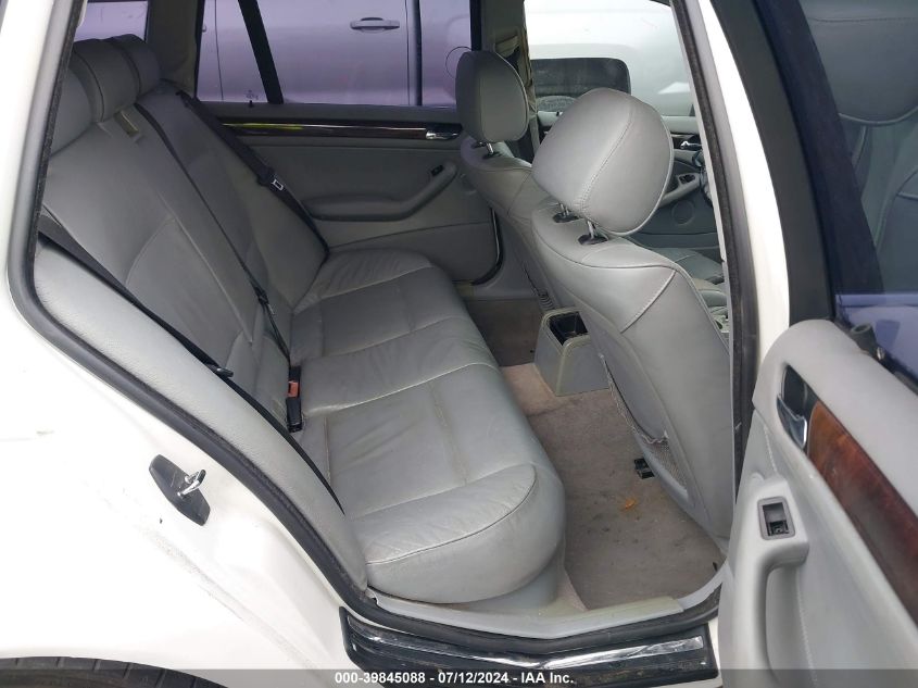 2004 BMW 325 It VIN: WBAEN33444PC13246 Lot: 39845088