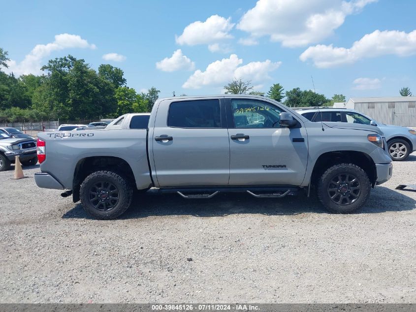 2017 Toyota Tundra Trd Pro 5.7L V8 VIN: 5TFDW5F11HX654537 Lot: 39845126