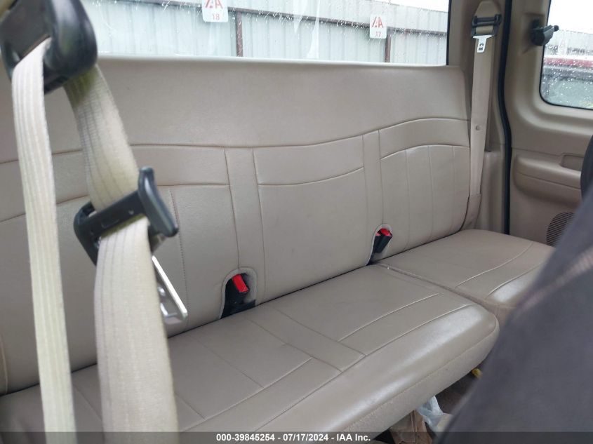 2000 Ford F-150 Lariat/Work Series/Xl/Xlt VIN: 1FTRX17L7YNB37010 Lot: 39845254