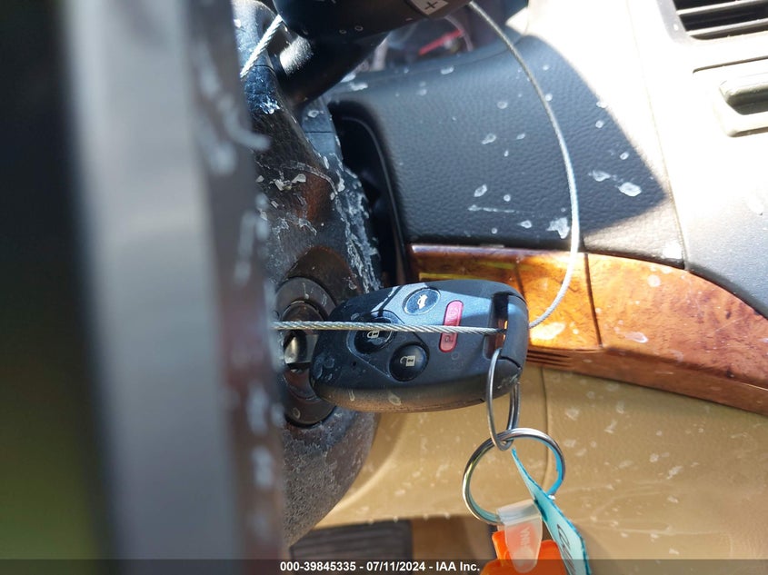 2011 Honda Accord 2.4 Ex-L VIN: 1HGCP2F83BA069362 Lot: 39845335