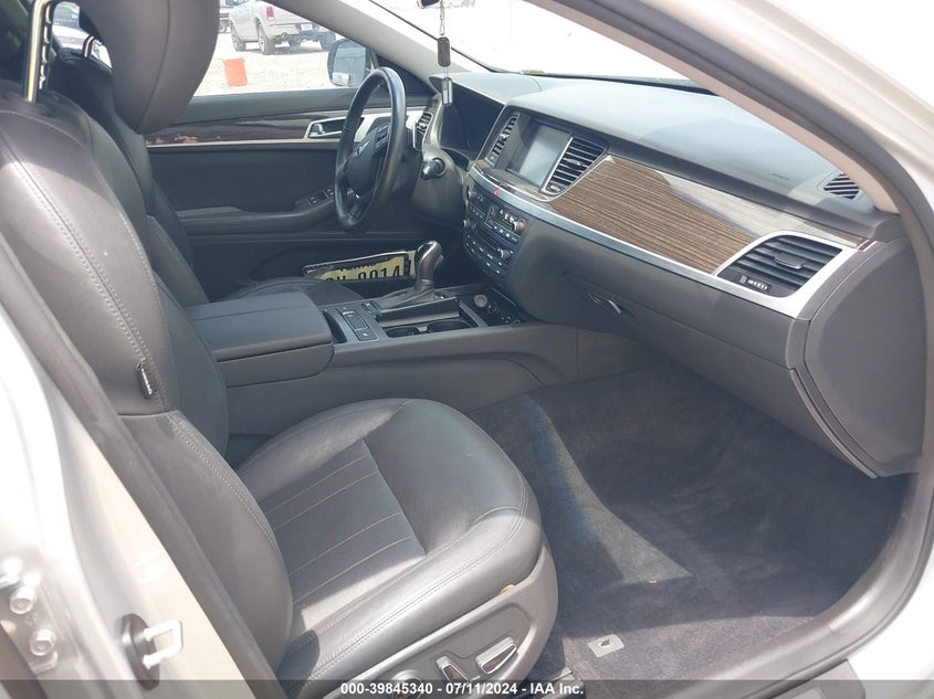 2016 HYUNDAI GENESIS 3.8 - KMHGN4JE9GU133551