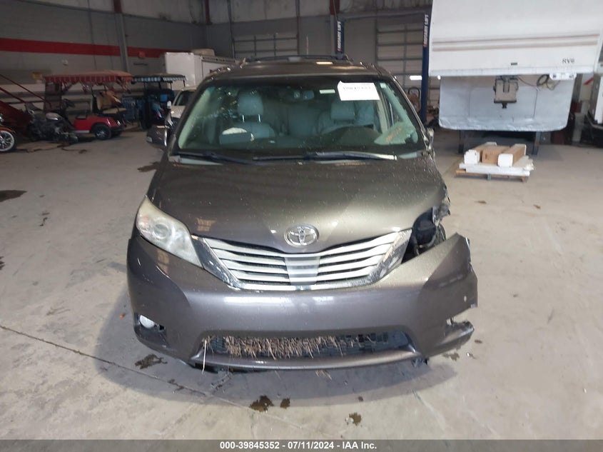 2013 Toyota Sienna Limited V6 7 Passenger VIN: 5TDYK3DCXDS366683 Lot: 39845352