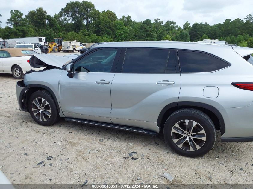 2021 Toyota Highlander Xle VIN: 5TDGZRAH4MS051890 Lot: 39845353