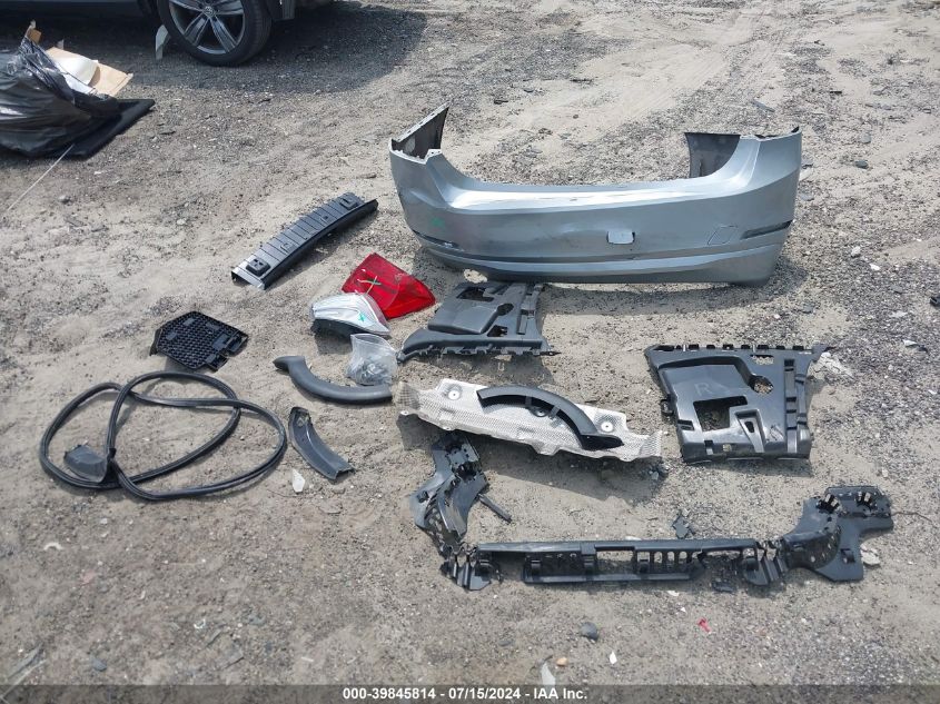 2015 BMW 320I xDrive VIN: WBA3C3G55FNS75220 Lot: 39845814