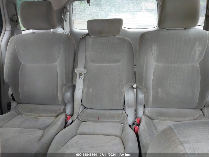 2004 Toyota Sienna Le VIN: 5TDZA23C04S117778 Lot: 39845864