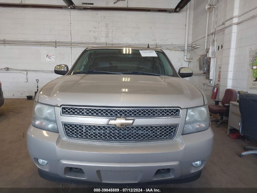 2008 Chevrolet Suburban 1500 Ltz VIN: 1GNFK16388J216560 Lot: 39845889