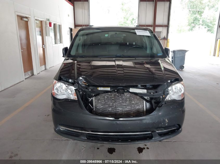 2011 Chrysler Town & Country Touring VIN: 2A4RR5DG8BR687734 Lot: 39845966