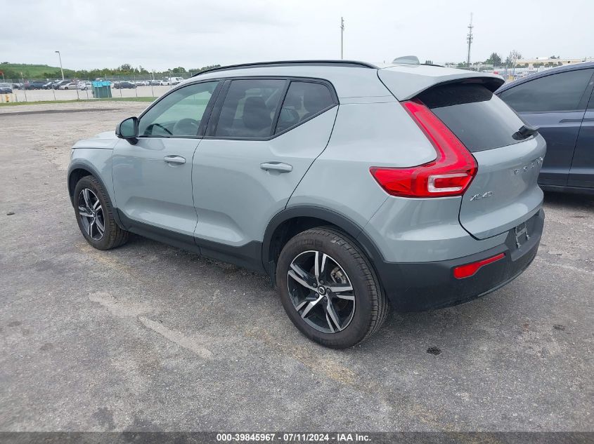 2024 Volvo Xc40 B5 Core Dark Theme VIN: YV4L12UK9R2222925 Lot: 39845967