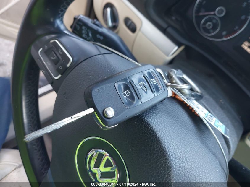 2012 Volkswagen Eos Komfort VIN: WVWBW7AH7CV011248 Lot: 39846041