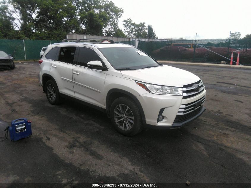 5TDJZRFH6KS565672 2019 TOYOTA HIGHLANDER - Image 1