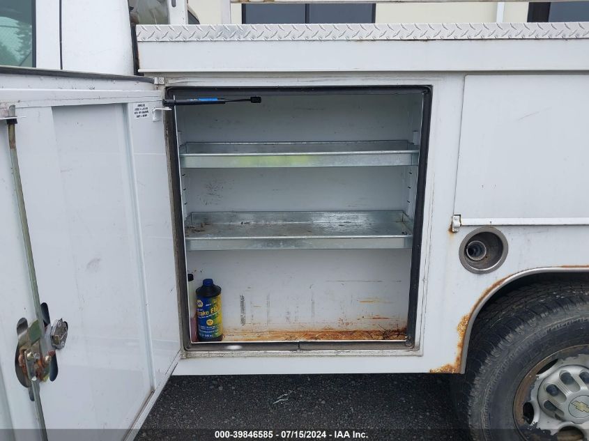 2008 Chevrolet Silverado 2500Hd Work Truck VIN: 1GCHK24K38E143186 Lot: 39846585