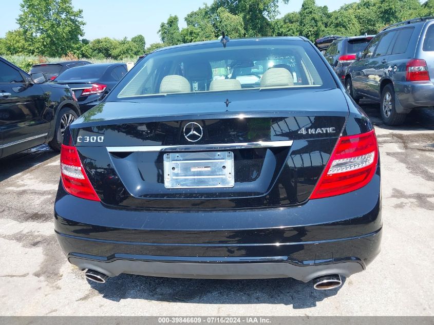 2012 Mercedes-Benz C 300 Luxury 4Matic/Sport 4Matic VIN: WDDGF8BB0CR233683 Lot: 39846609