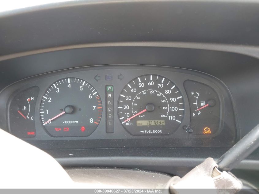 2000 Toyota Sienna Le/Xle VIN: 4T3ZF13C8YU186623 Lot: 39846627