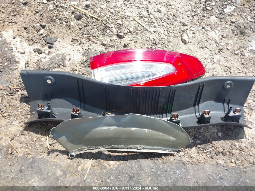 2015 Ford Fusion Se VIN: 1FA6P0H78F5117897 Lot: 39847076