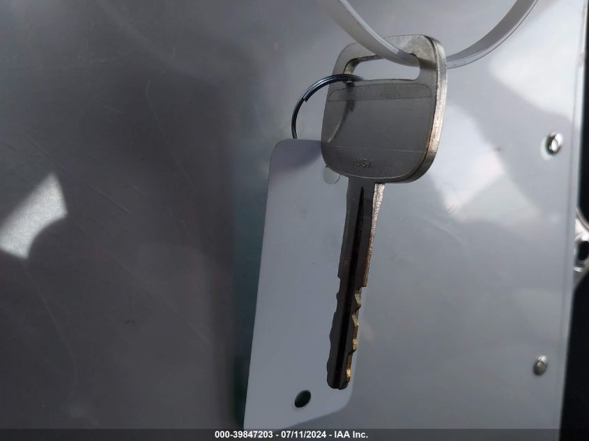 1999 Toyota Camry Le VIN: 4T1BG22K7XU548560 Lot: 39847203