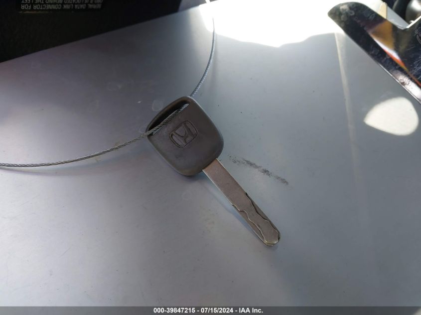 2003 Honda Cr-V Lx VIN: JHLRD68493C013843 Lot: 39847215