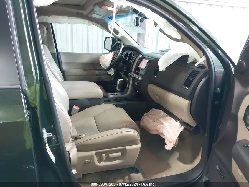 2010 Toyota Sequoia Limited VIN: 5TDJY5G12AS027241 Lot: 39847283