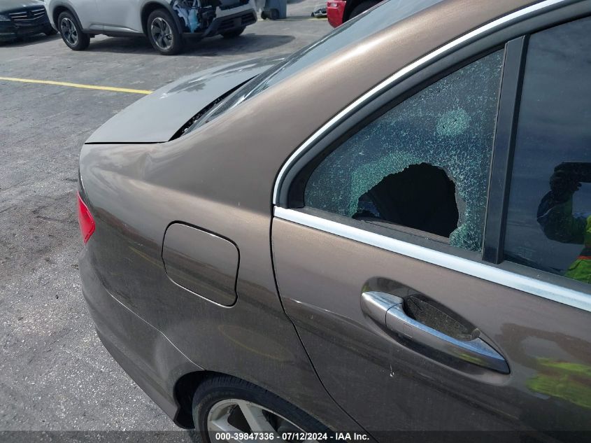 2013 Mercedes-Benz C 250 Luxury/Sport VIN: WDDGF4HB5DF971532 Lot: 39847336