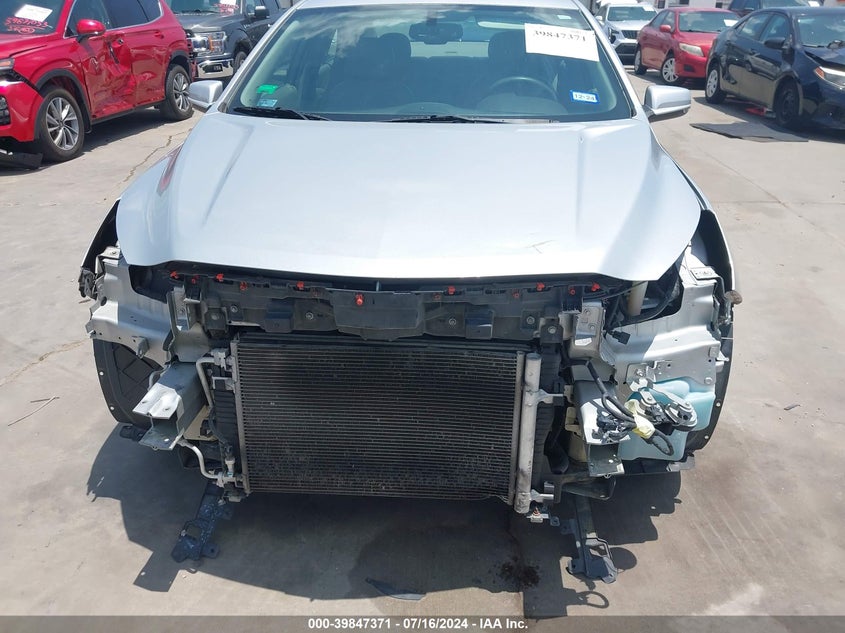 2013 Chevrolet Malibu 1Lt VIN: 1G11C5SA8DF186137 Lot: 39847371