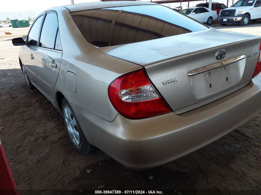 2004 Toyota Camry Le VIN: 4T1BE32K44U802426 Lot: 39847389