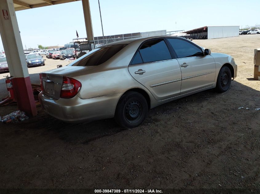 2004 Toyota Camry Le VIN: 4T1BE32K44U802426 Lot: 39847389