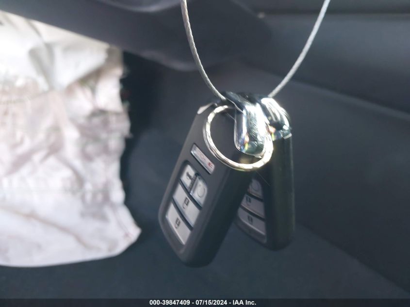 2022 Honda Accord Sport 2.0T VIN: 1HGCV2F30NA018674 Lot: 39847409