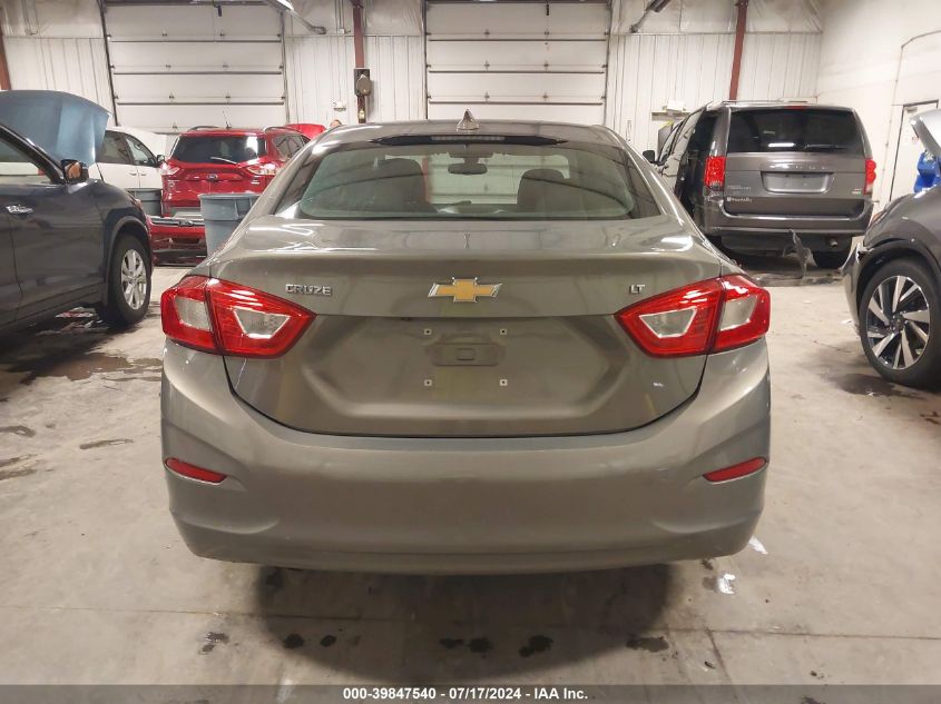 2018 Chevrolet Cruze Lt Auto VIN: 1G1BE5SM7J7212600 Lot: 39847540