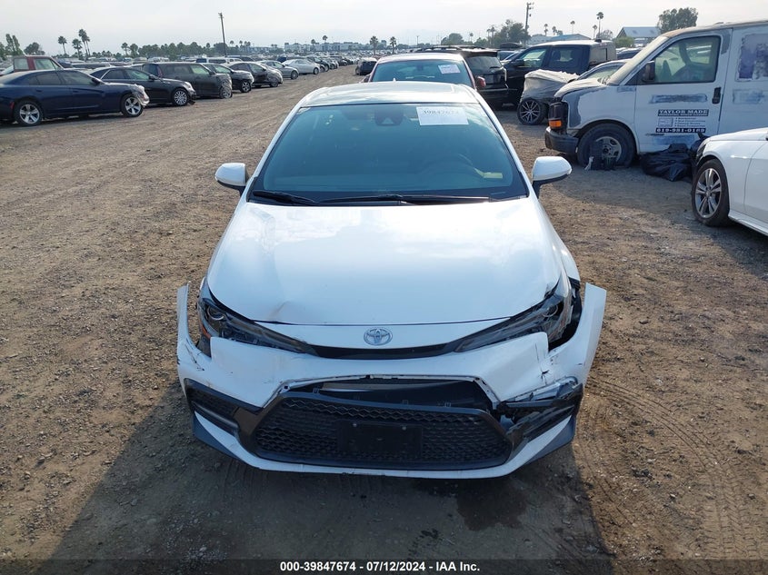 VIN 5YFP4MCE2NP107792 2022 TOYOTA COROLLA SE