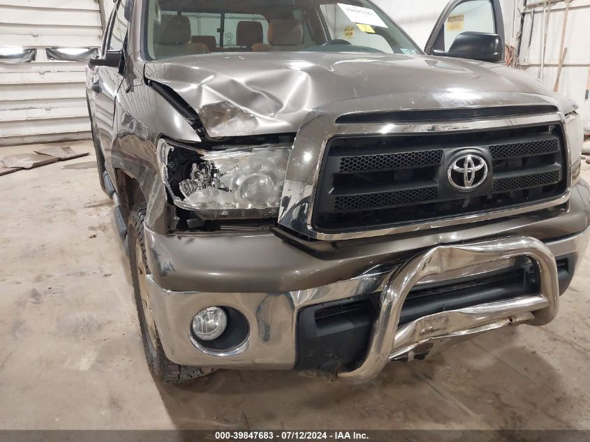 2011 Toyota Tundra Grade 4.6L V8 VIN: 5TFUM5F10BX017412 Lot: 39847683