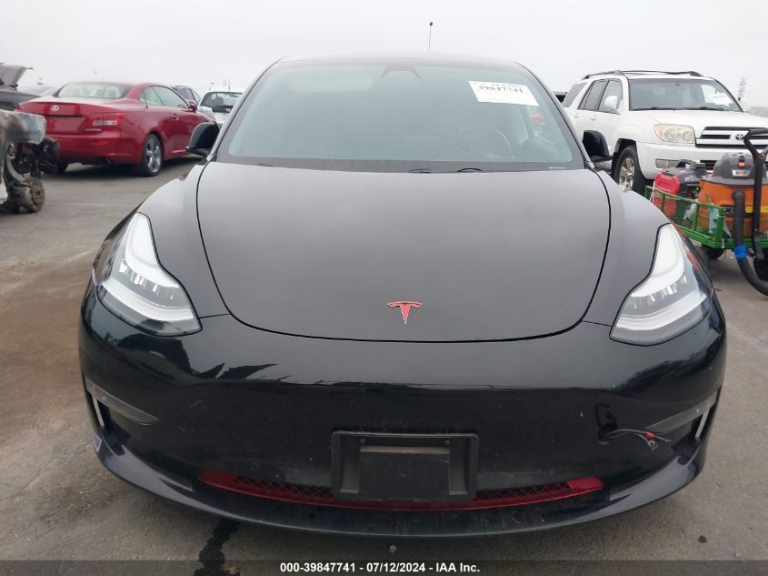 5YJ3E1EA5KF330999 2019 Tesla Model 3