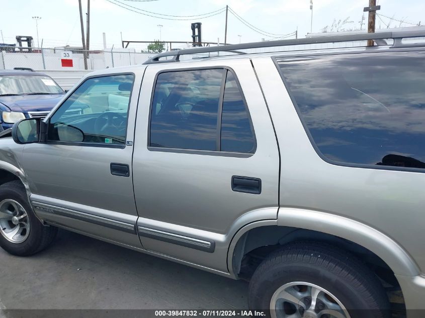 2001 Chevrolet Blazer Ls VIN: 1GNCS13W712207690 Lot: 39847832