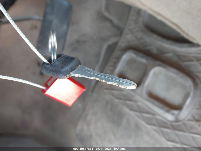 1996 GMC Sierra C1500 VIN: 2GTEC19WXT1563690 Lot: 39847861