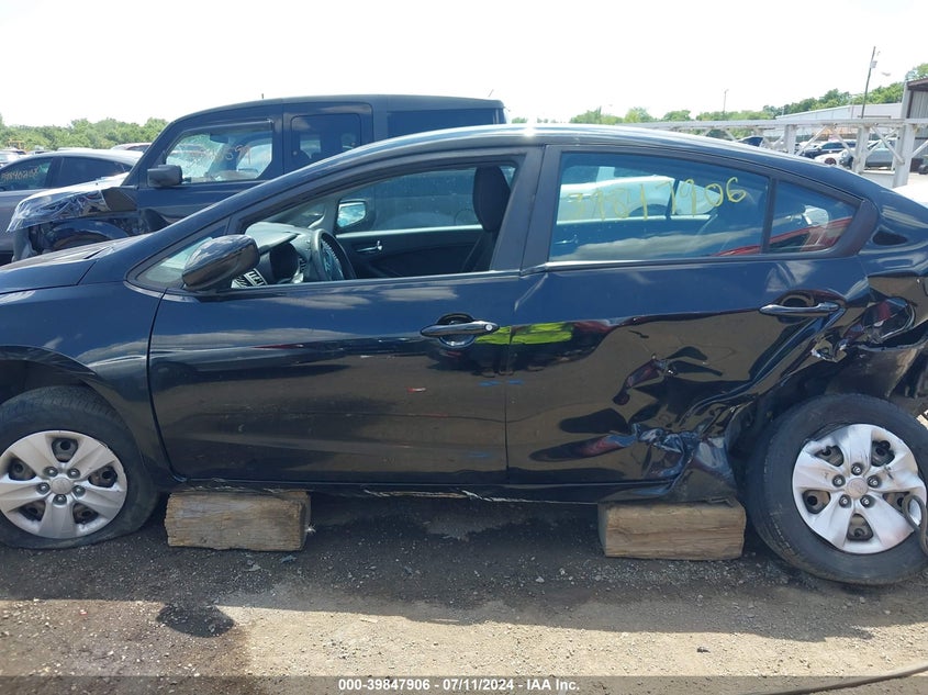 2016 KIA FORTE LX - KNAFK4A69G5614814