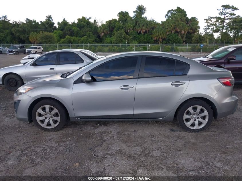 2011 Mazda Mazda3 I VIN: JM1BL1UF7B1418105 Lot: 39848020