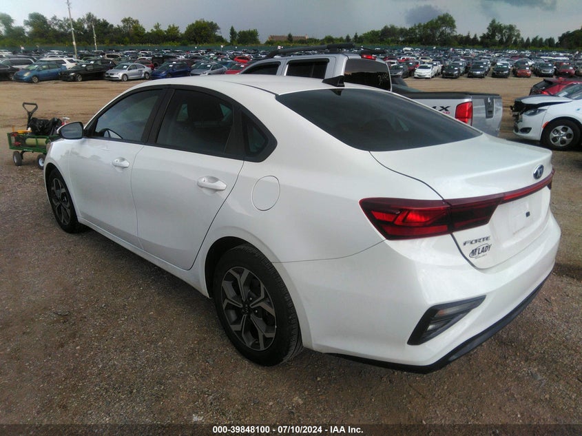 2021 KIA FORTE LXS - 3KPF24AD8ME349935