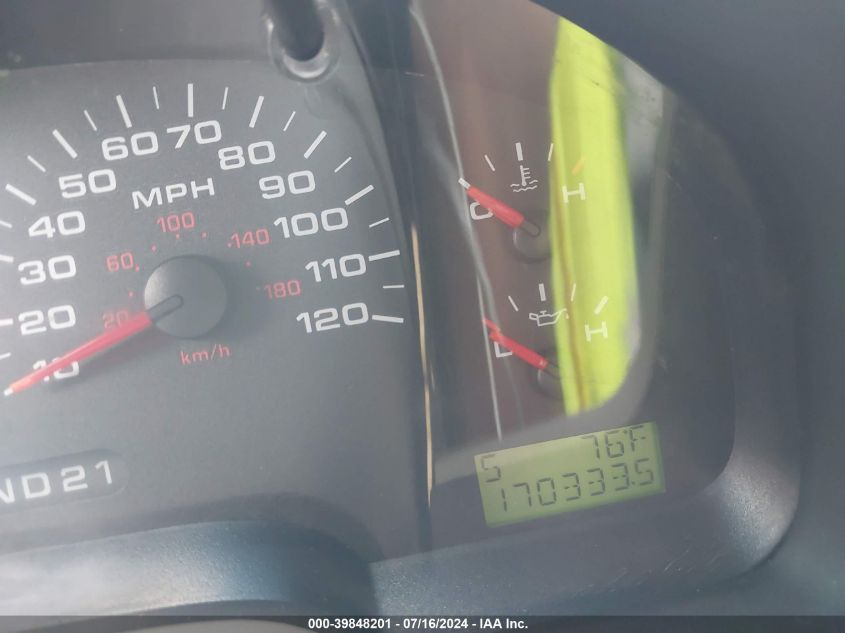 2005 Ford F-150 Fx4/Lariat/Xl/Xlt VIN: 1FTPX14515NA72082 Lot: 39848201