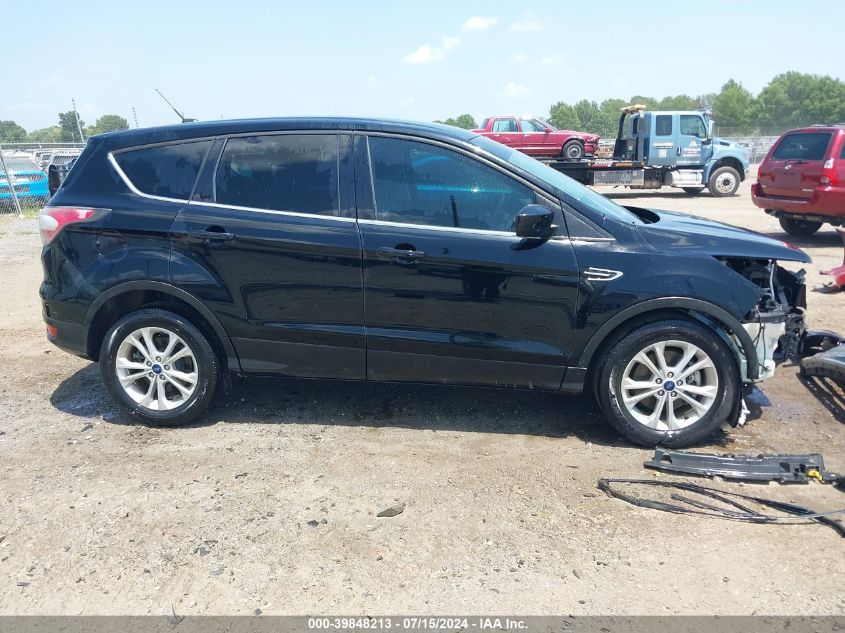 2017 Ford Escape Se VIN: 1FMCU0G9XHUC81231 Lot: 39848213