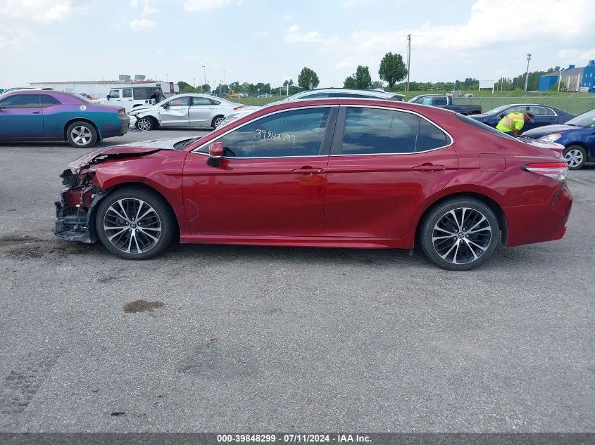 2018 Toyota Camry Se VIN: 4T1B11HK1JU661365 Lot: 39848299