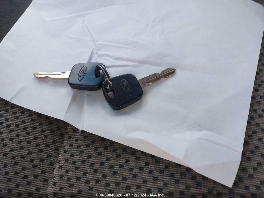 2002 Ford F150 Supercrew VIN: 1FTRW08L32KA66652 Lot: 39848326