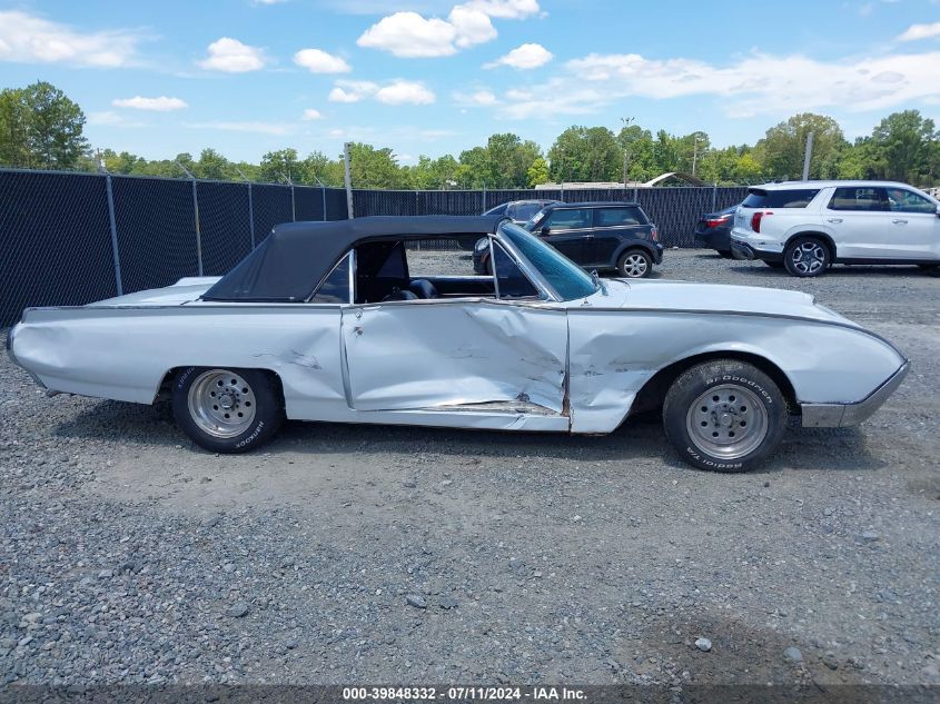 1961 Ford Thunderbird VIN: 1Y73Z144073 Lot: 39848332