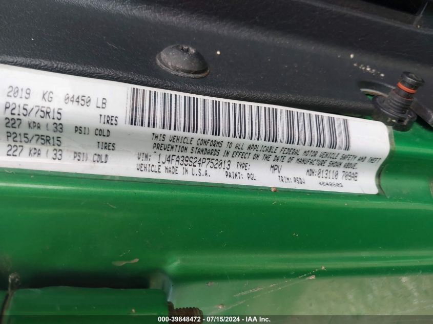 2004 Jeep Wrangler X VIN: 1J4FA39S24P752013 Lot: 39848472