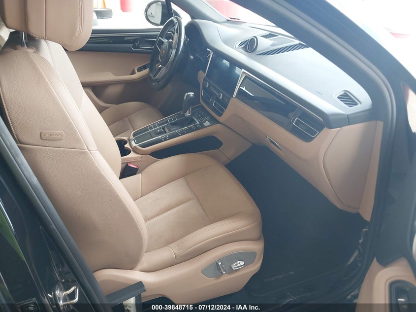 2019 PORSCHE MACAN VIN: WP1AA2A50KLB01482