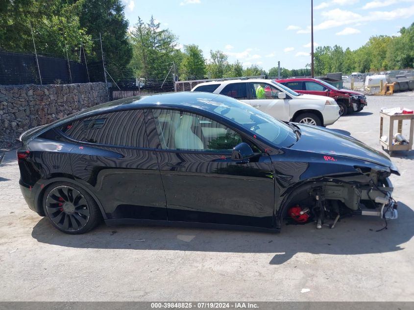 2020 Tesla Model Y VIN: 5YJYGDEF2LF028097 Lot: 39848825