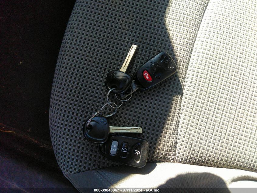 5NPEB4AC0BH192736 2011 Hyundai Sonata Gls