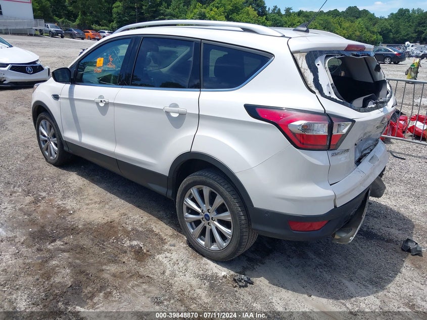VIN 1FMCU0J99JUD13987 2018 FORD ESCAPE TITANIUM