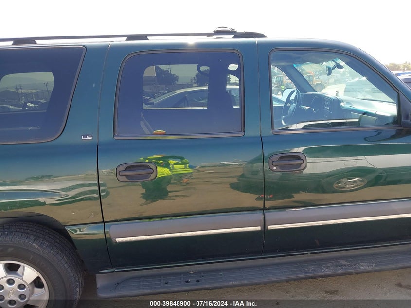 2002 Chevrolet Suburban 1500 Ls VIN: 3GNEC16T12G215848 Lot: 39848900