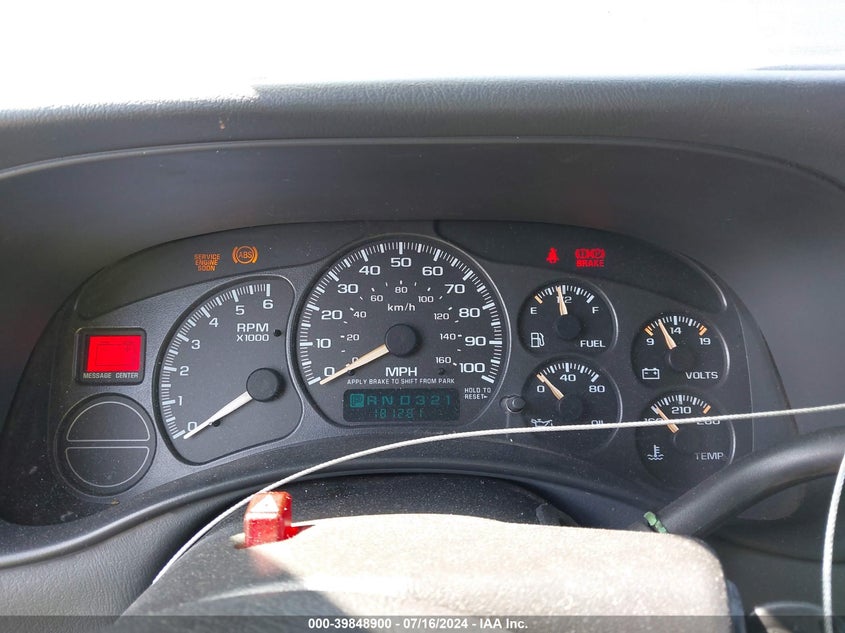 2002 Chevrolet Suburban 1500 Ls VIN: 3GNEC16T12G215848 Lot: 39848900