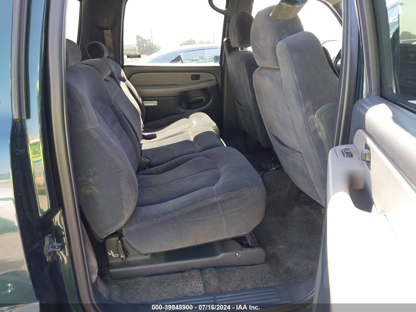 2002 Chevrolet Suburban 1500 Ls VIN: 3GNEC16T12G215848 Lot: 39848900